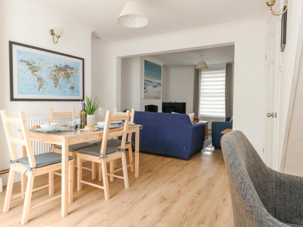 Day Cottage Уеймут Екстериор снимка